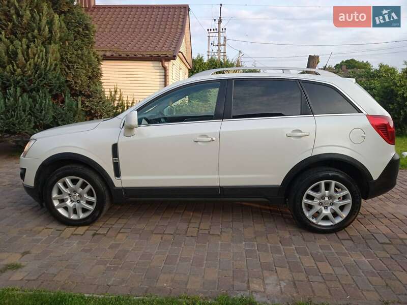 Внедорожник / Кроссовер Opel Antara 2012 в Ровно