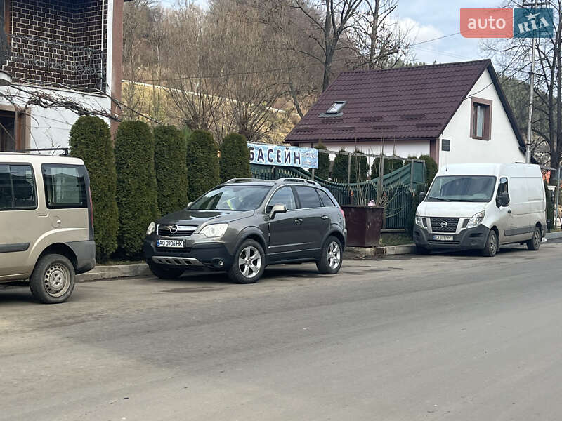 Внедорожник / Кроссовер Opel Antara 2007 в Воловце