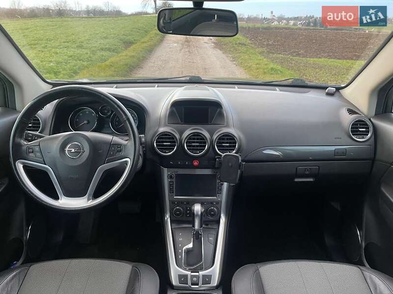 Внедорожник / Кроссовер Opel Antara 2013 в Черновцах