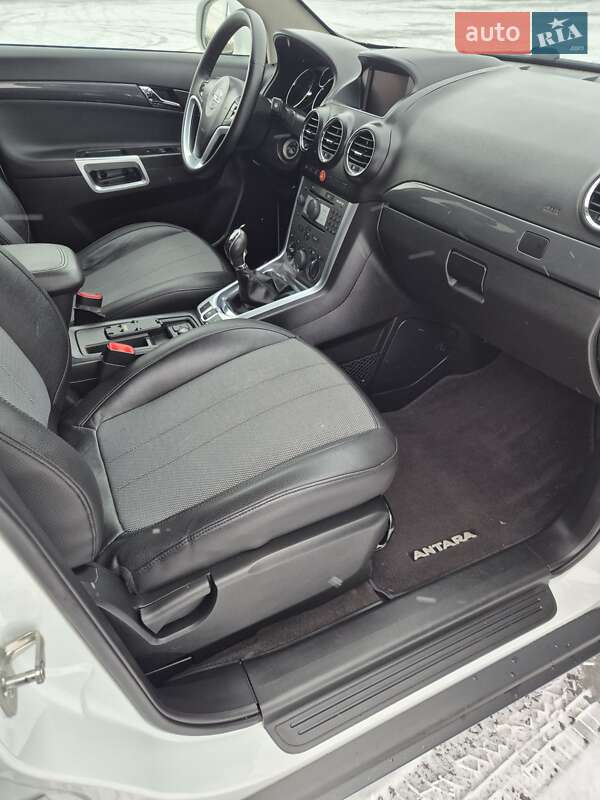 Внедорожник / Кроссовер Opel Antara 2011 в Харькове