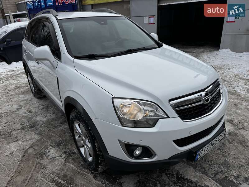 Внедорожник / Кроссовер Opel Antara 2012 в Киеве
