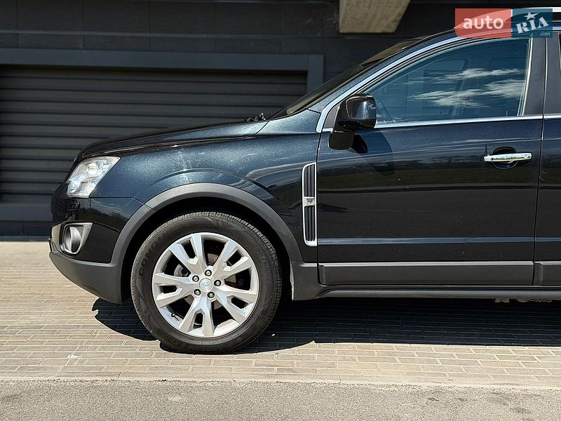Внедорожник / Кроссовер Opel Antara 2011 в Киеве