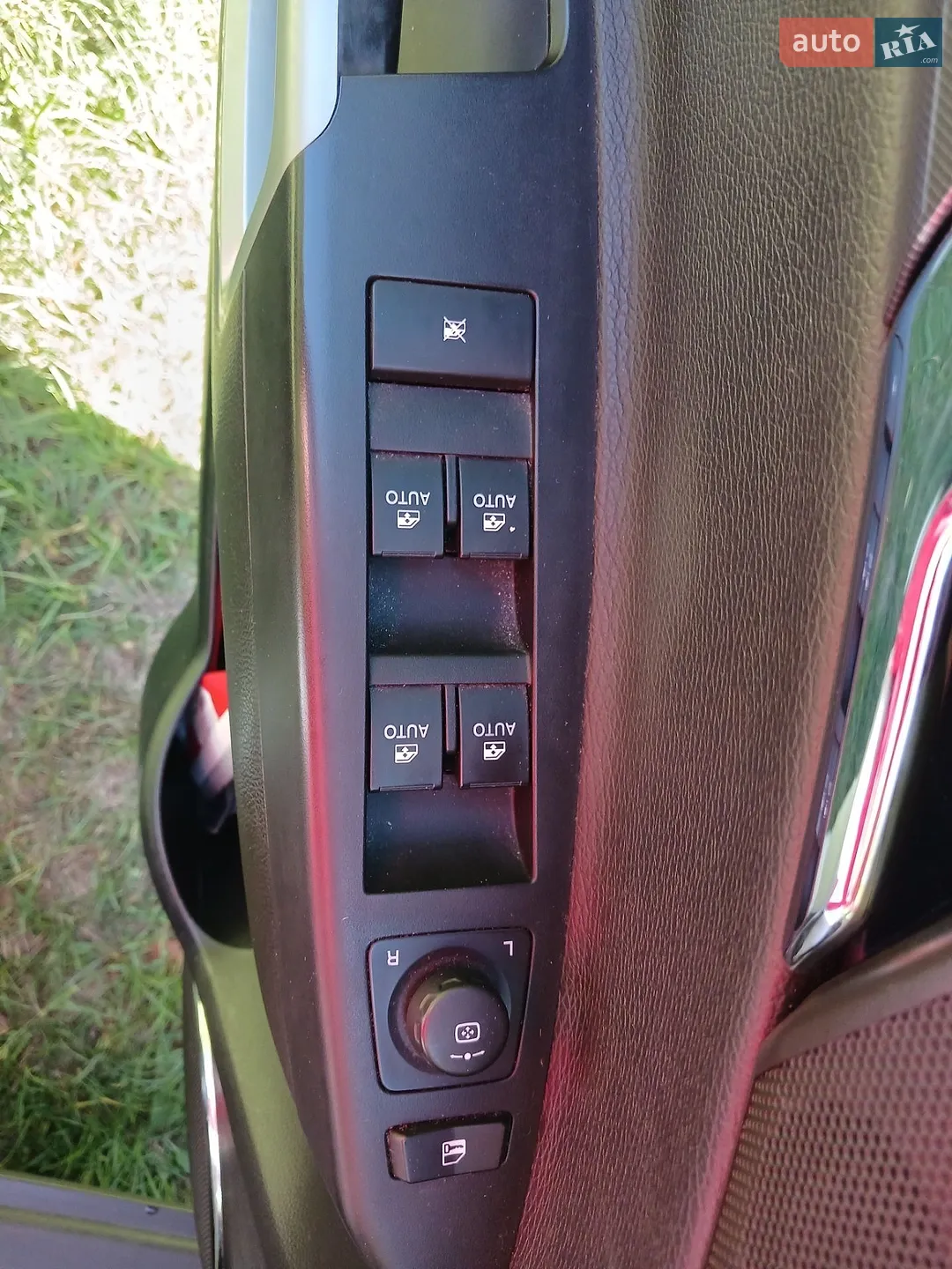 2012 Opel Antara - мініатюра 16