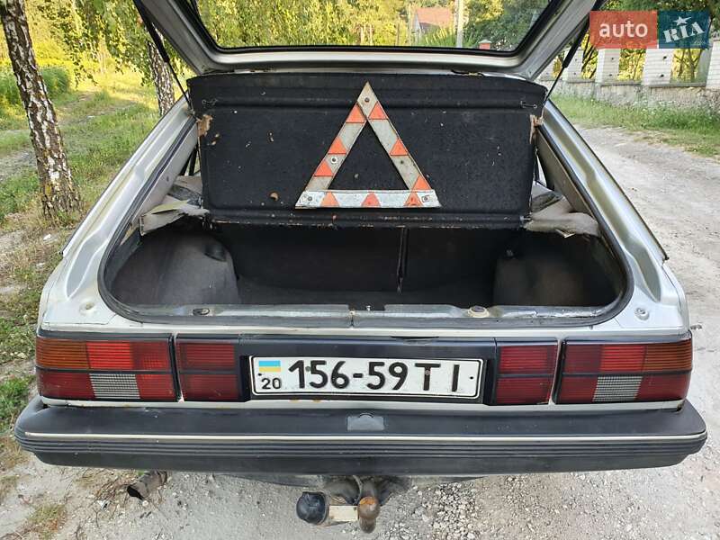 Хэтчбек Opel Ascona 1987 в Кременце