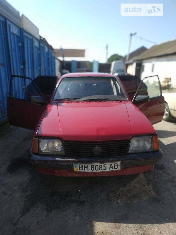 Седан Opel Ascona 1986 в Ніжині