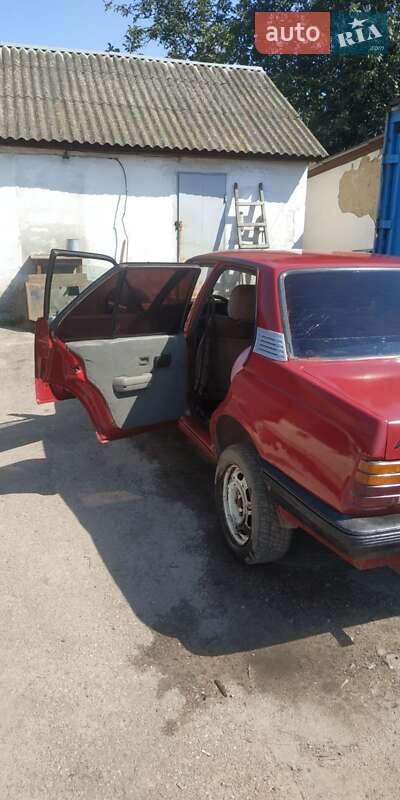 Седан Opel Ascona 1986 в Нежине