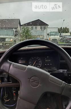 Хэтчбек Opel Ascona 1988 в Ивано-Франковске