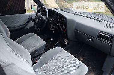 Седан Opel Ascona 1988 в Сколе