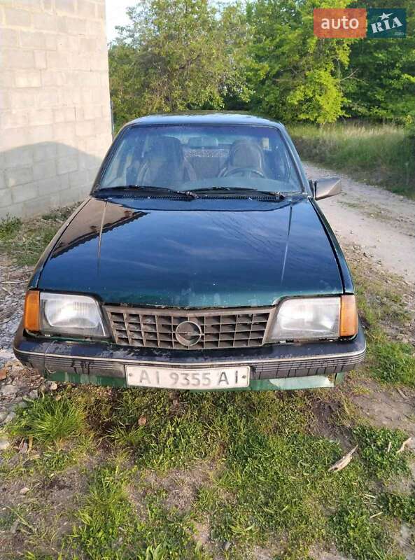 Opel Ascona 1985