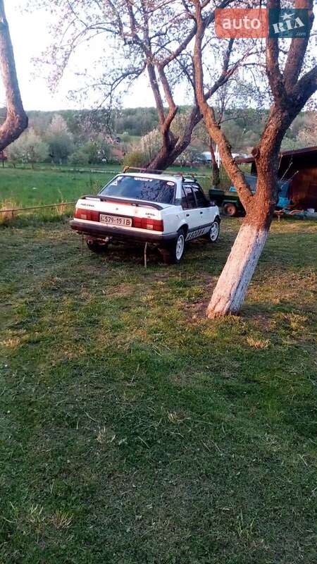 Седан Opel Ascona 1987 в Коломые