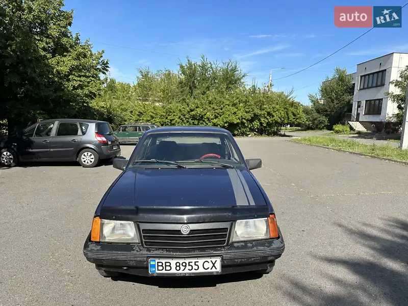 Opel Ascona 1985