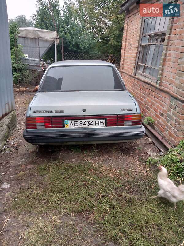 Седан Opel Ascona 1985 в Днепре фото 3 Седан Opel Ascona 1985 в Днепре