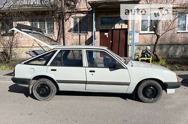Хэтчбек Opel Ascona 1987 в Тернополе