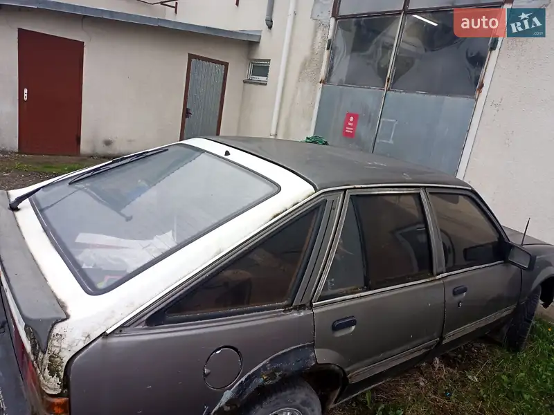 Opel Ascona 1986