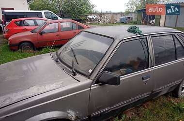 Хэтчбек Opel Ascona 1986 в Ивано-Франковске
