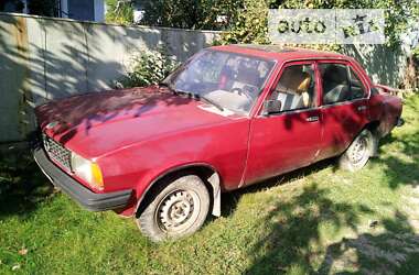 Седан Opel Ascona 1981 в Мурованих Курилівцях