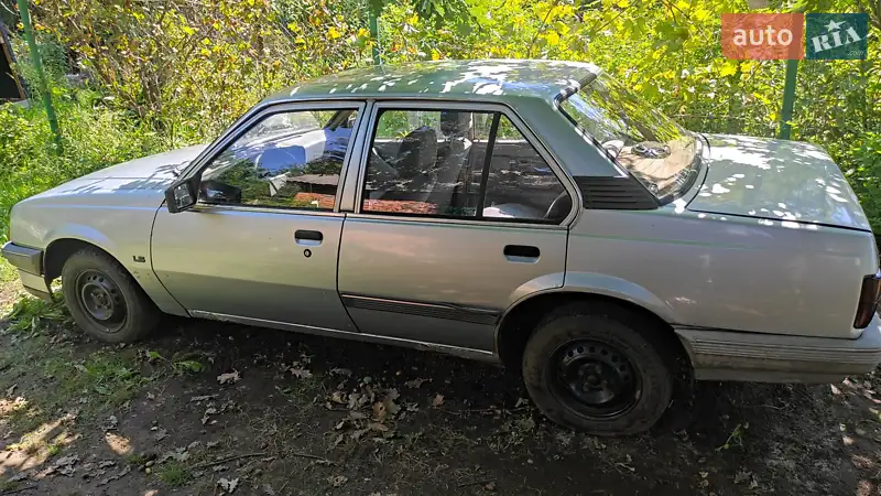 Opel Ascona 1985