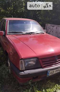 Седан Opel Ascona 1988 в Жмеринке