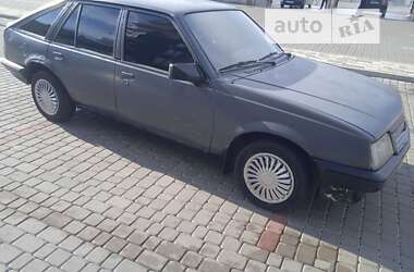 Хетчбек Opel Ascona 1987 в Івано-Франківську