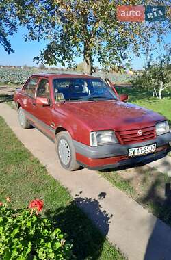 Седан Opel Ascona 1987 в Володимирі