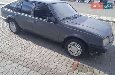 Хэтчбек Opel Ascona 1987 в Ивано-Франковске