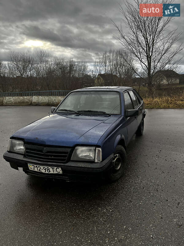 Седан Opel Ascona 1986 в Дрогобичі