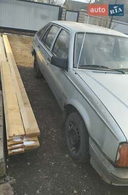 Хэтчбек Opel Ascona 1986 в 