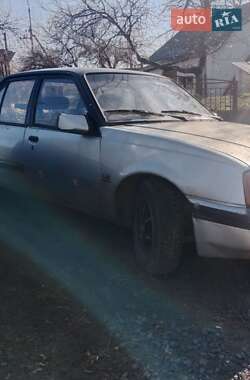 Седан Opel Ascona 1985 в 