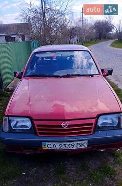 Седан Opel Ascona 1988 в 