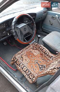 Хэтчбек Opel Ascona 1986 в 
