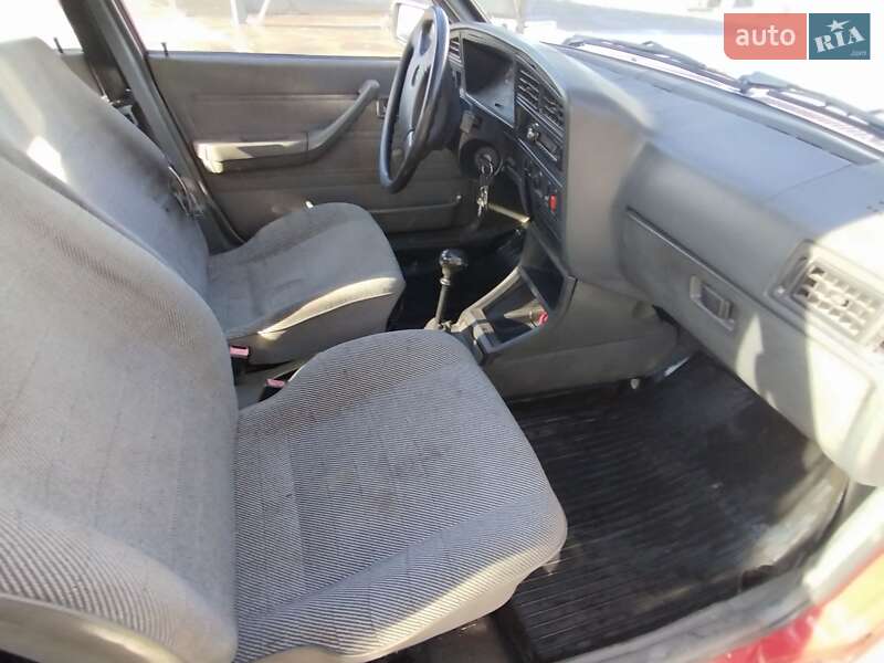 Седан Opel Ascona 1985 в Житомирі