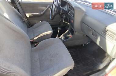 Седан Opel Ascona 1985 в 