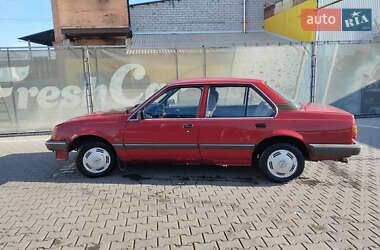 Седан Opel Ascona 1985 в Житомире