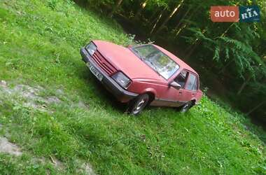 Седан Opel Ascona 1988 в Красилове
