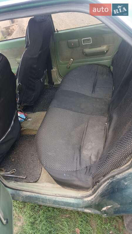 Седан Opel Ascona 1983 в Ужгороде