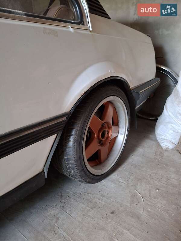 Купе Opel Ascona 1983 в Городище