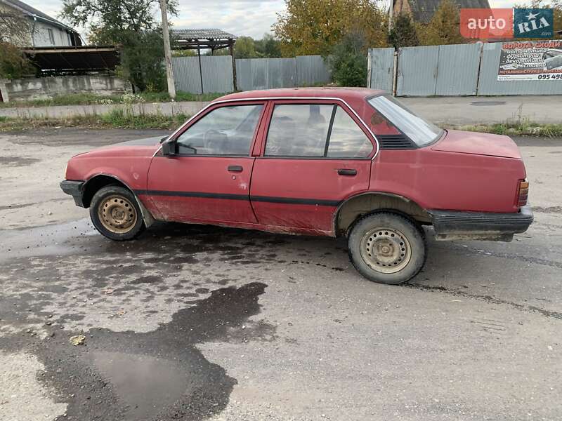 Седан Opel Ascona 1987 в Калуші