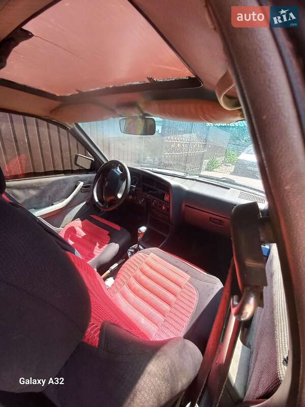 Седан Opel Ascona 1985 в Драбове