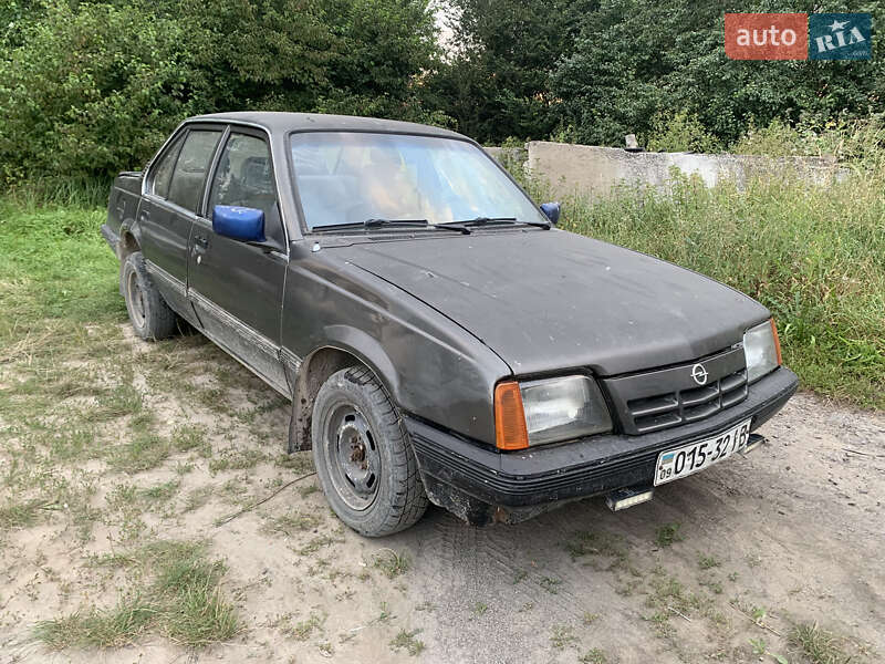 Седан Opel Ascona 1986 в Монастириській фото 3 Седан Opel Ascona 1986 в Монастириській
