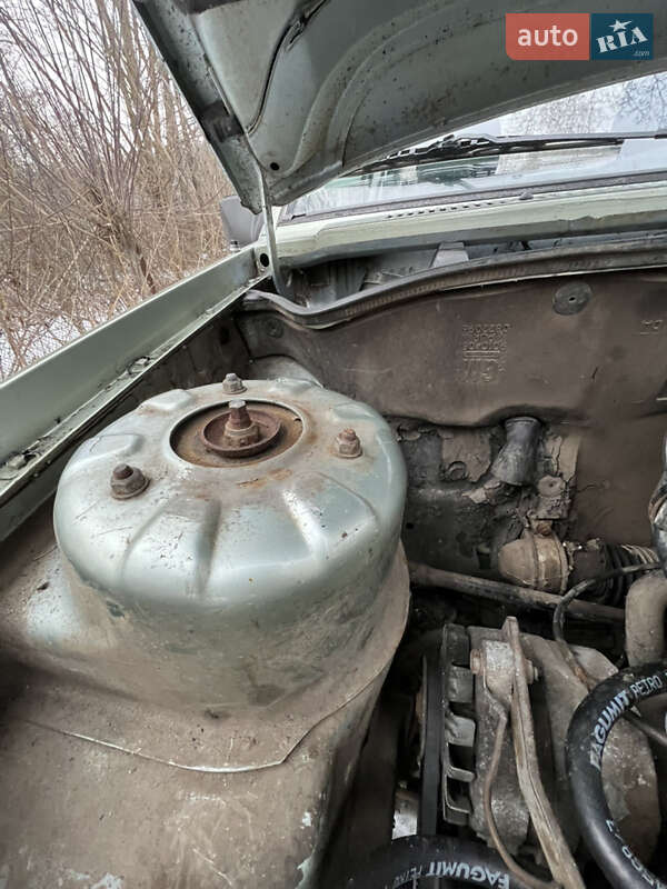 Седан Opel Ascona 1985 в Украинке