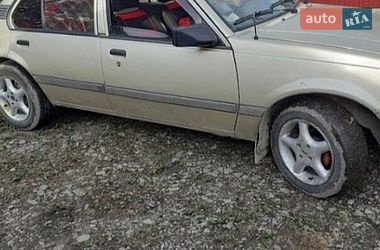 Седан Opel Ascona 1986 в Гусятині