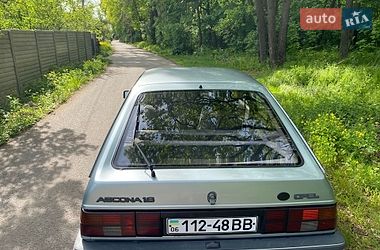 Хэтчбек Opel Ascona 1987 в Житомире