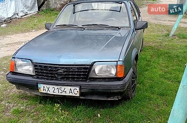 Хэтчбек Opel Ascona 1985 в Ахтырке