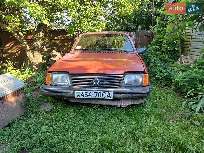 Opel Ascona 1982