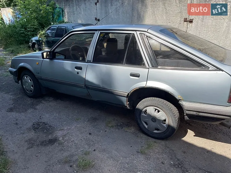 Opel Ascona 1987 VIN W0L000084H6047367 фото оголошення 3 з 46
