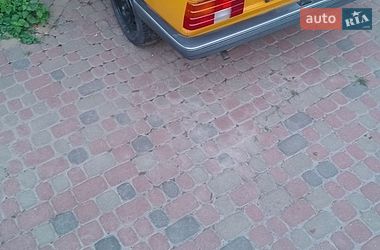 Седан Opel Ascona 1986 в Добротворе