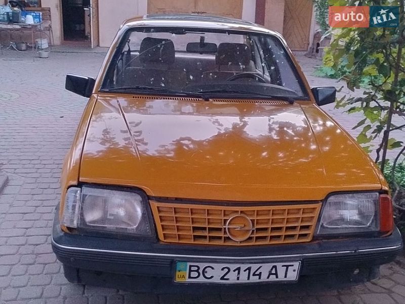 Седан Opel Ascona 1986 в Добротворе