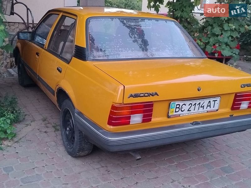 Седан Opel Ascona 1986 в Добротворе