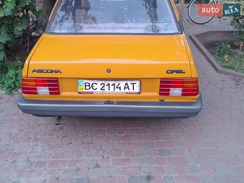 Седан Opel Ascona 1986 в Добротворе
