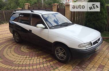 Унiверсал Opel Astra F 1995 в Львові